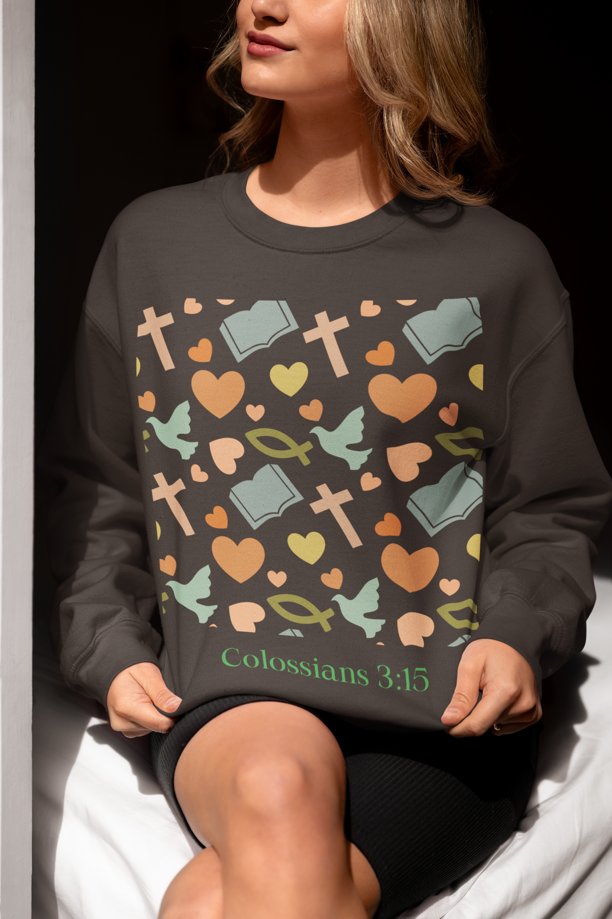 ✝️ Colossians 3:15 “Let the Peace of Christ Rule” Sweatshirt – Faith-Inspired Comfort