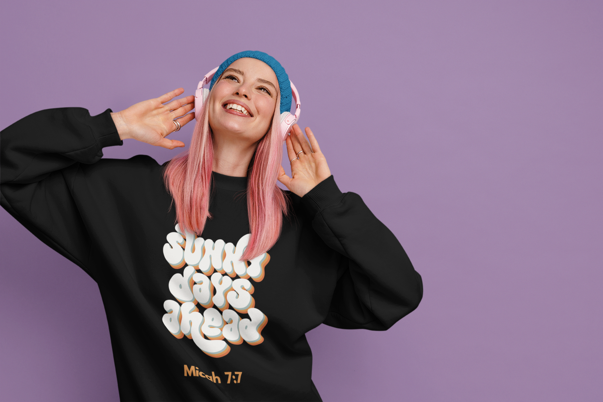 ✝️ Micah 7:7 “Sunny Days Ahead” Sweatshirt – Faith-Inspired Comfort